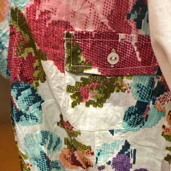 Chaudry Floral Women's Blouse with Scarf Accent - Picture 4 of 16